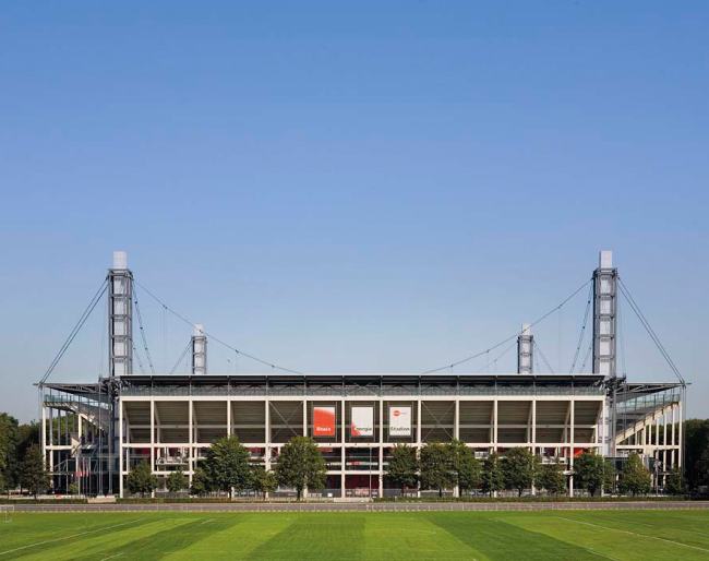 探索殿堂级建筑莱茵能源体育场的隐藏细节——德国HOPPE好博把手