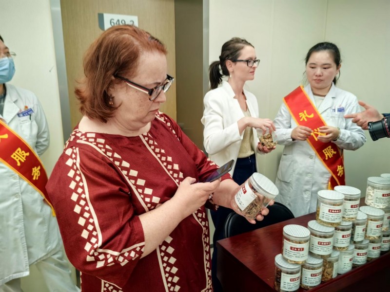 中巴传统医药国际合作交流-丰台专场在京举行！
